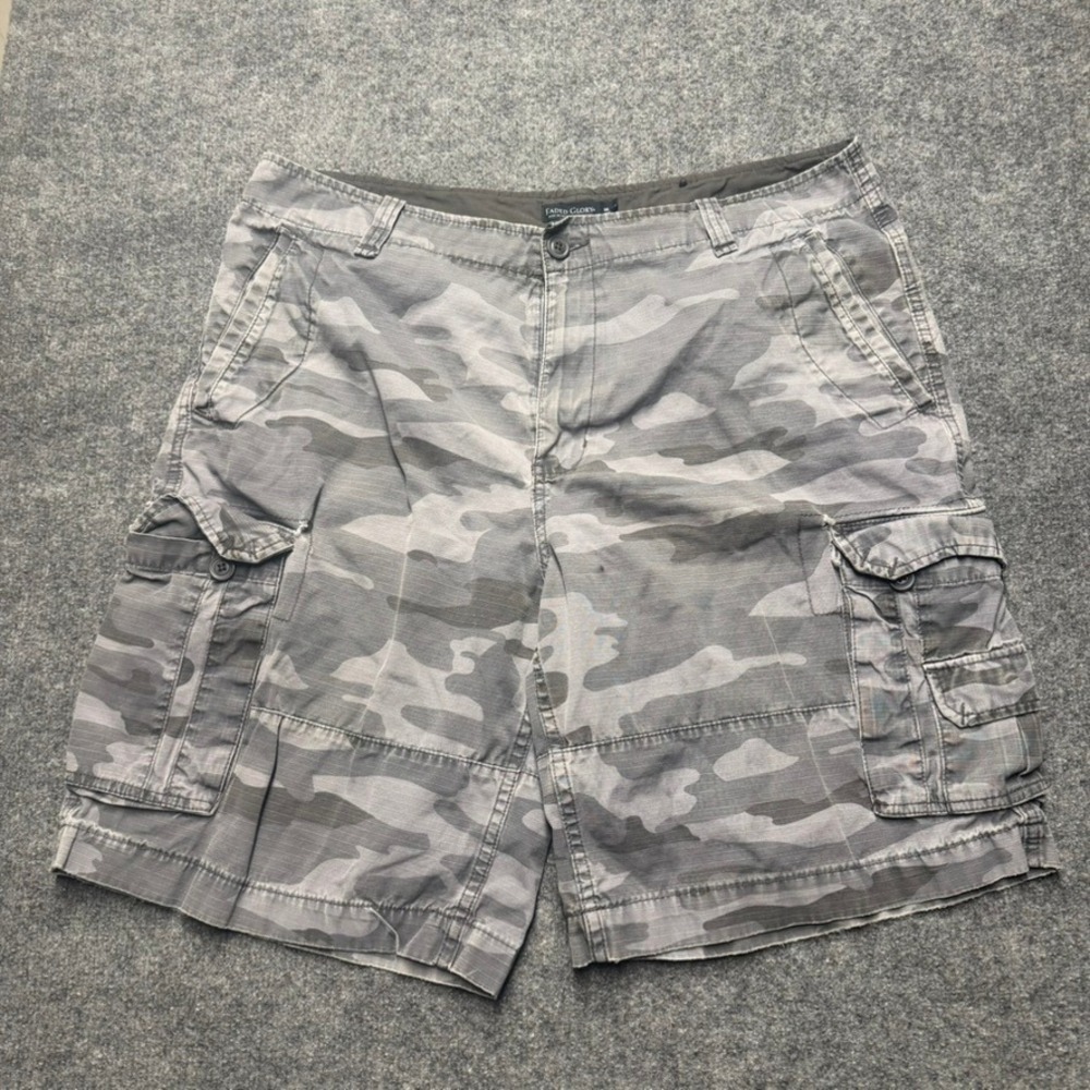 Faded Glory Mens Grey Camo Cargo Shorts Size 36 Cotton Ripstop Multi Pocket